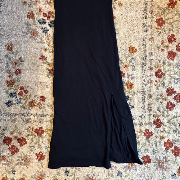 NWT Black Side-Slit Knit Midi Dress - Picture 3 of 4